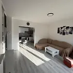 Ostanak kod kuće Lana Rab Town