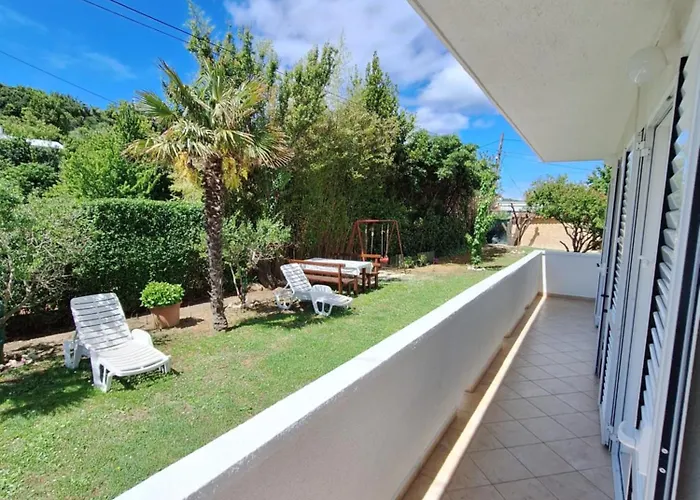 Lana Homestay szállás