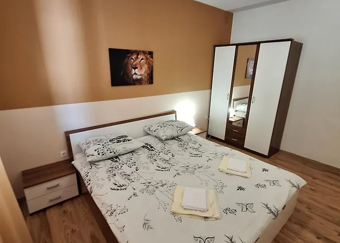 Lana Homestay szállás