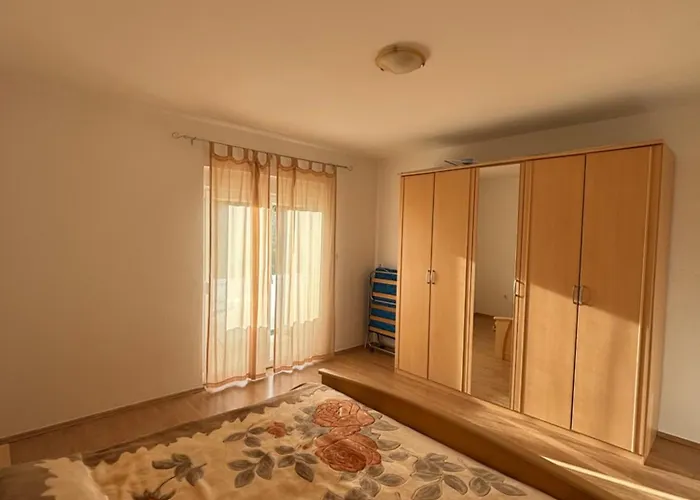 Lana Séjour chez l'habitant *